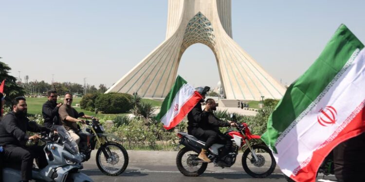 Trump hedh poshtë propozimin iranian për të hapur Hormuzin dhe për t'i dhënë fund luftimeve: Po humbasin shumë keq -