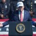 Trump përshkallëzon luftën tregtare me Kanadanë, ndalon importin e pijeve alkoolike -