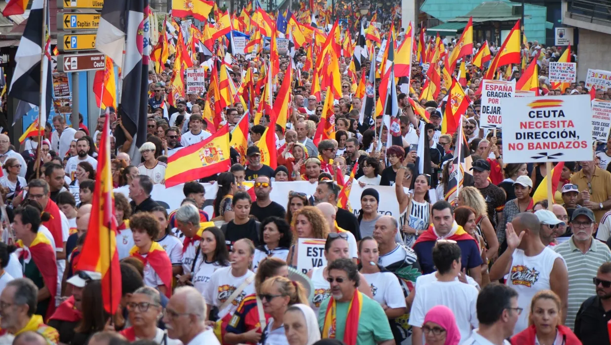 Protestë masive në Madrid  kërkohen zgjedhje të parakohshme pas krizës së migrantëve në Ceuta