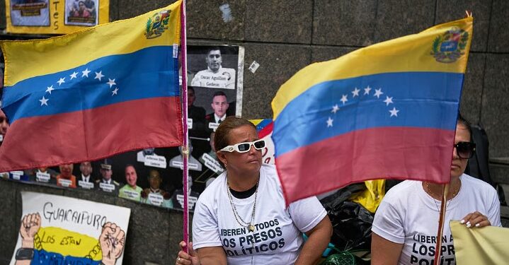 Venezuela zhbllokon faqet e lajmeve të censuruara gjatë administratës së Maduro-s -