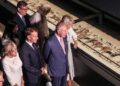 Macron dhe Charles III vizitojnë Tapicerinë e Bayeux në Muzeun Britanik -