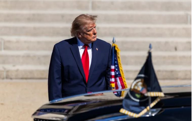 Trump refuzoi planin 7 ditor të Iranit për hapjen e Hormuzit  ç ndodh më tej 