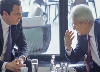 Ali Ahmeti kritika të forta kryeministrit të Kosovës: Jam i indinjuar me Albin Kurtin, t’i lërë pas zënkat me mua dhe Ramën!