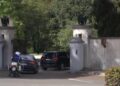 VIDEO/ Ambasadori Eric Wendt në “Pallatin e Brigadave”, i dorëzon letrat kredenciale presidentit Begaj! Nis detyrën si kryediplomat i SHBA në Tiranën zyrtare