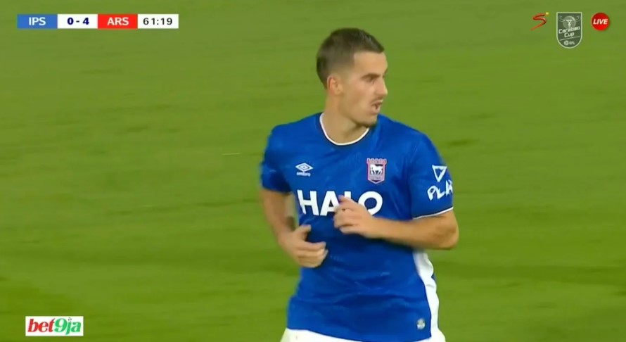 VIDEO  Çfarë mbrëmje për Anis Mehmetin  i shënon Arsenalit në ndeshjen e parë si titullar këtë sezon dhe i jep  mesazh  trajnerit 