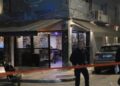 Atentat në mes të Athinës, 4 persona hapin zjarr me breshëri plumbash ndaj lokalit, plagoset vajza 10-vjeçare shqiptare! Policia greke jep detajet, nëna e fëmijës…