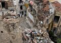 Shembja e ndërtesës në Athinë ku humbën jetën 3 shqiptarë, ngjarja raportohet dhe nga BBC