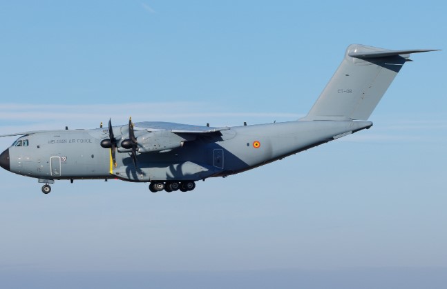 Frika nga tensionet për vendimin ndaj krerëve të UÇK së  2 avionë të KFOR it arrijnë në Kosovë 