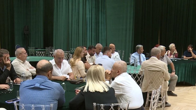  Po tallen me ne    Debate në Dhomën e Avokatisë  vendoset bojkot edhe për masat e sigurisë në GJKKO
