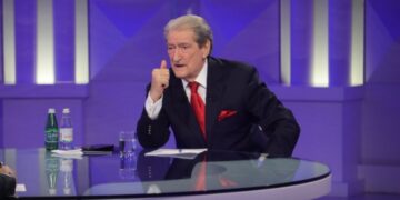 Berisha pyetet nëse do të tërhiqet nga politika, ja si përgjigjet kreu i PD: Po pse?! I ka Zoti ca gjëra në dorë dhe… (VIDEO)