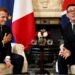 Burnham dhe Macron takohen në “Downing Street”, bien dakord të shtojnë masat kundër emigracionit ilegal midis Francës dhe Anglisë