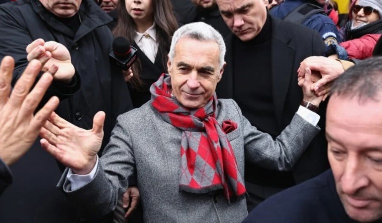 Akuzat për mashtrim dhe krijimin e një grupi kriminal  shoqërohet ish kandidati për president në Rumani 