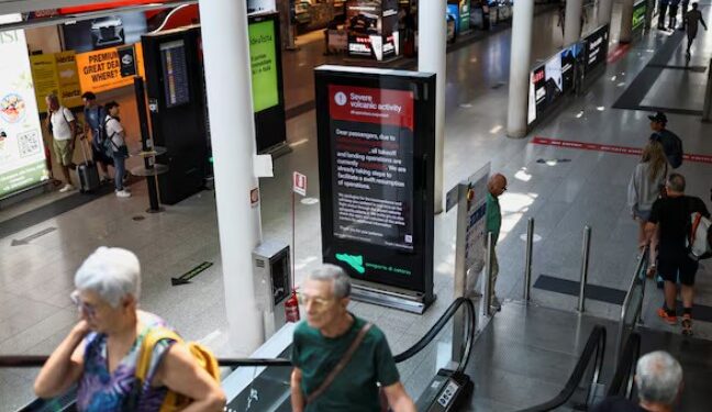 Aeroporti i Katanias pezullon fluturimet, shkak aktiviteti i vazhdueshëm i vullkanit Etna -