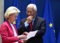 Ceremonia shtetërore e “Kasapit të Bosnjës”, Von der Leyen dhe Costa: Pamjet nga varrimi i Mlladiçit në Beograd ishin tronditëse!