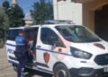 Hedhin qesen me drogë nga makina, por s’i shpëtojnë dot ndjekjes policore! Në pranga 2 shokët, ja çfarë iu gjet gjatë kontrollit