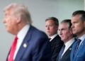 Tensione dhe krisje brenda Pentagonit, Sekretari i Ushtrisë amerikane i dorëzon dorëheqjen Trump, shkak përplasja me Hegseth
