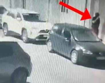 EMRAT  I vunë bombë me telekomandë makinës në Durrës  2 persona bien në pranga  Dy akuzat që rëndojnë ndaj tyre