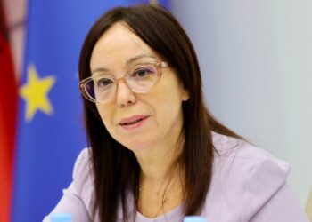 Ministrja Spahiu: Të dëgjojmë dhe të trajtojmë çdo shqetësim të qytetarëve