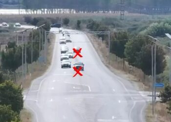 Aksion në Fier, Policia Rrugore në ‘gjueti’ të shoferëve problematikë! Monitoron me dronë dhe radarë parakalimet e gabuara