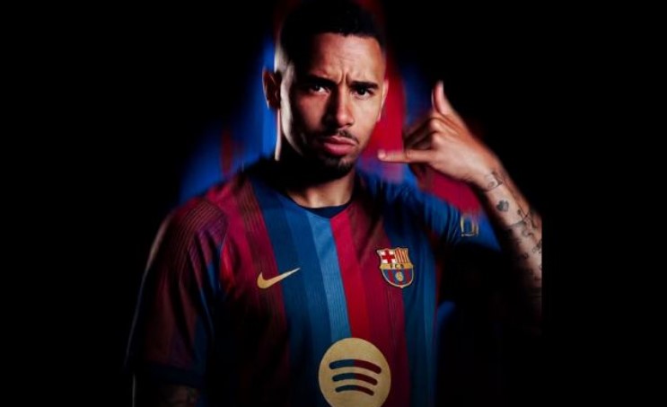 Gabriel Jesus prezantohet te Barcelona dhe flet si katalanas  Mezi pres të luaj dhe të ndihmoj ekipin  Të gjithë i dinë cilësitë e mia