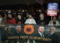 Mijëra shqiptarë mblidhen në Hagë për Thaçin, organizim pak orë përpara vendimit të Gjykatës Speciale për ish-krerët e UÇK