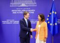 “Zgjerimi, sukses i përbashkët”- Ministri Hoxha pret ambasadoren e re të BE-së: Shqipëria ecën drejt objektivit për anëtarësim brenda kësaj dekade