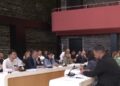 Drafti i PS/ Edhe Këshilli Bashkiak i Korçës voton pro dhe miraton me 26 vota Reformën Territoriale dhe bashkimin me Maliqin! (VIDEO)