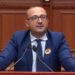 “Me ça mrrokulle do hyjnë?”- Korreshi ironizon në Kuvend: Ne në fshat jemi akoma me parmenda, ju thoni Inteligjenca Artificiale!
