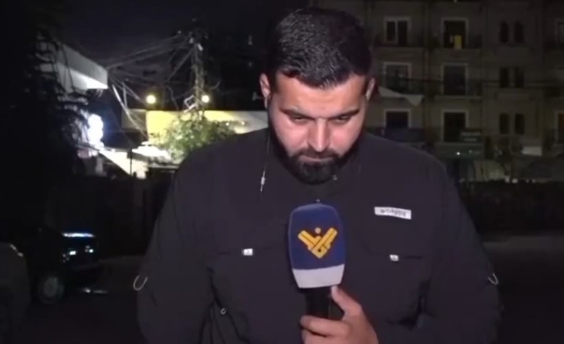 VIDEO  Sulmi ajror izraelit godet gjatë transmetimit live në Liban  plagosen gazetari dhe kameramani  Shikoni pamjet tronditëse