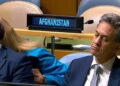 VIDEO/ Punimet e lodhshme në Asamblenë e OKB, ministri britanik s’i reziston dot gjumit, kamerat kapin momentin e sikletshëm