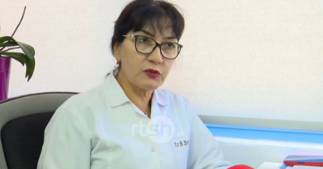  Zgjasin deri në 2 javë  simptomat rikthehen   mjekët  Po qarkullojnë COVID  viroza dhe infeksione të tjera