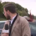 VIDEO / Vajza përplaset nga makina gjatë transmetimit LIVE, gazetari po raportonte për një tjetër aksident