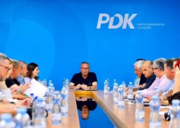 Një ditë pas vendimit të Hagës, mblidhen sot Kryesia dhe Grupi Parlamentar i PDK-së