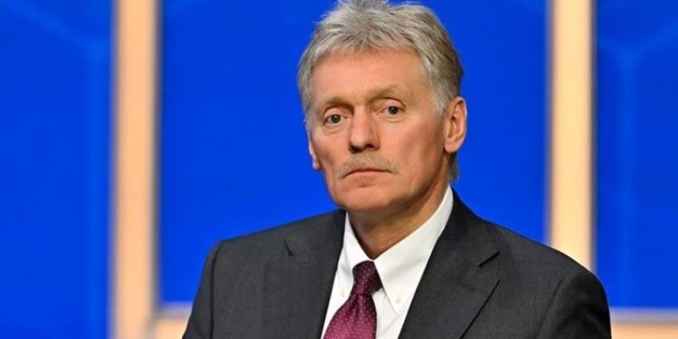 Kremlini: Nuk përjashtojmë rifillimin e bisedimeve të paqes me Ukrainën dhe SHBA-në -