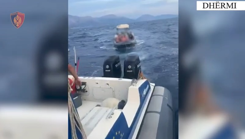 Rrezikuan të mbyteshin në det  Policia Kufitare shpëton 5 persona në Dhërmi  gomonia pësoi avari