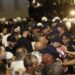 EMRAT/ Protesta e dhunshme para Kryeministrisë dhe Komisariatit, arrestohen 14 persona, mes tyre edhe 7 organizatorë!