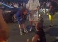 VIDEO/ “Patronazhist, të q*fsha robt”- Skandal me fyerje dhe kërcënime në shesh, protestuesit përplasen me njëri-tjetrin për bllokimin e rrugës!