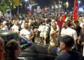 Përplasja e protestuesve me emigrantin nga Diaspora, reagon Balla: Çfarë kusuri ka qytetari që t’i zënë rrugën sorrat