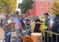 Sindikata e Punonjësve të Transportit protestë para Bashkisë së Tiranës, taksitë parkohen në rrugë, policia ndërhyn!