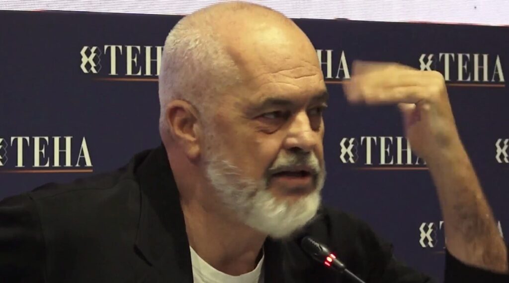 “Unioni duhet të ndryshojë, ndryshe Shqipëria…”- Rama nga forumi: Falenderojmë Putinin, por ‘Titaniku’ s’po merr kthesën dhe para kemi një ajsberg (VIDEO)