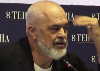 “Unioni duhet të ndryshojë, ndryshe Shqipëria…”- Rama nga forumi: Falenderojmë Putinin, por ‘Titaniku’ s’po merr kthesën dhe para kemi një ajsberg (VIDEO)