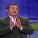 Agron Llakaj i kthehet pas 16 vjetësh “Portokallisë”, tashmë në krye të spektaklit të humorit në Top Channel