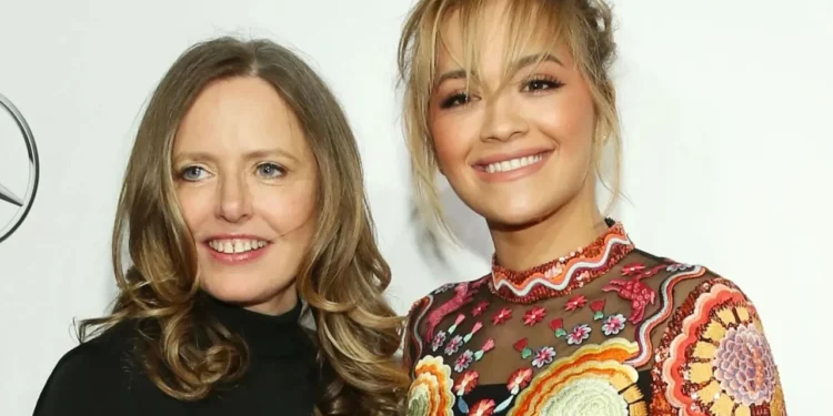 Rita Ora përballet me një padi prej 3.2 milionë paundësh nga ish-menaxherja e saj