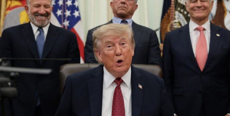 Trump i kërkon Evropës të paguajë për armët që SHBA-të i dërguan Ukrainës -