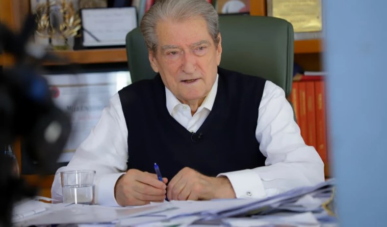 Berisha  Vlora Hyseni u kthye për t u dhënë restin bashkëpunëtorëve të vet që e tradhtuan 