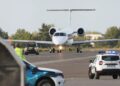 VIDEO/ Trupi i Ratko Mlladiç mbërrin në Beograd me avionin qeveritar serb! “Kasapi i Bosnjës” do prehet në varrezat pranë të bijës