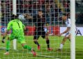 LIVE/ Liga e Kombeve, Shqipëria dyfishon rezultatin, pas Mehmetit e tund rrjetën edhe Myrto Uzuni! Kuqezinjtë në vendin e parë