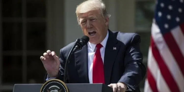 Trump: Irani është ndëshkuar rëndë nga bllokada amerikane -
