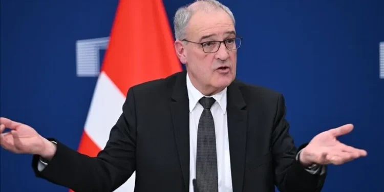  Presidenti zviceran: Rendi botëror po përballet me sfida serioze -