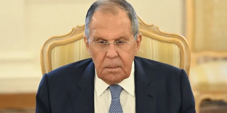 Lavrov: Evropa po zhvillon luftë kundër Rusisë -